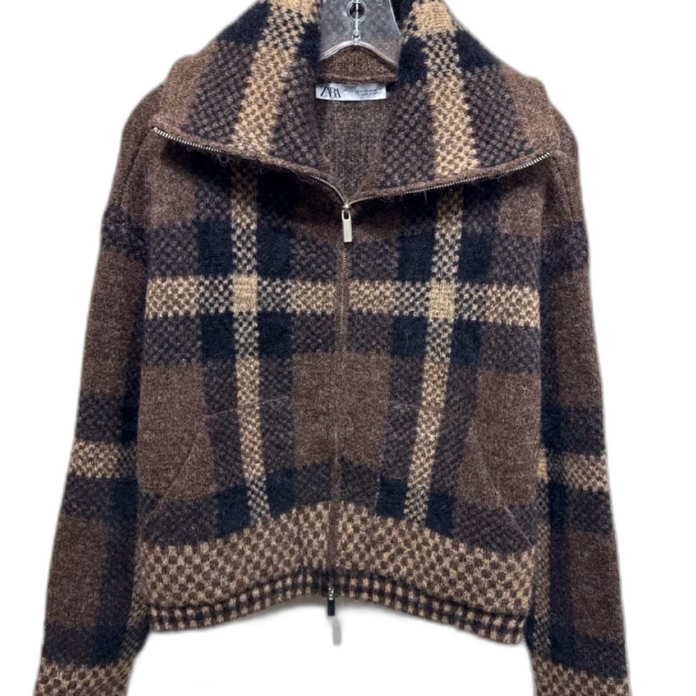 ZARA Brown and Black Cozy Plaid Zip-Up Knit Jacket